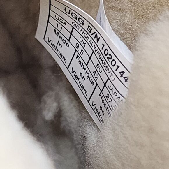 UGG Naiya Chestnut Suede Lace Back Ankle Boots Sheepskin Size 11M - Picture 8 of 9